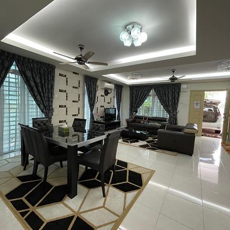 Hotel 3R D'Latania Senawang Seremban Exterior foto